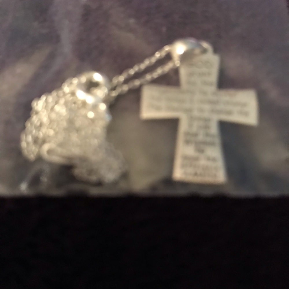 🔥3/$15🧊 silver cross necklace